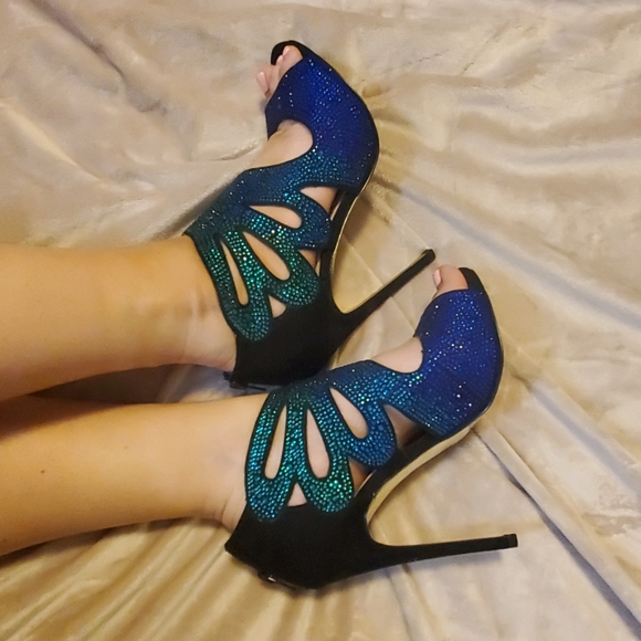 Betsey Johnson Shoes - Peacock Heels